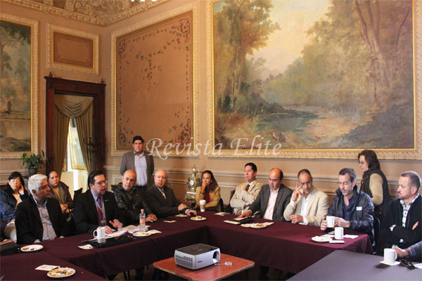 Imágenes Históricas de San Luis Potosí en conversatorio con representante de ONU-HÁBITAT